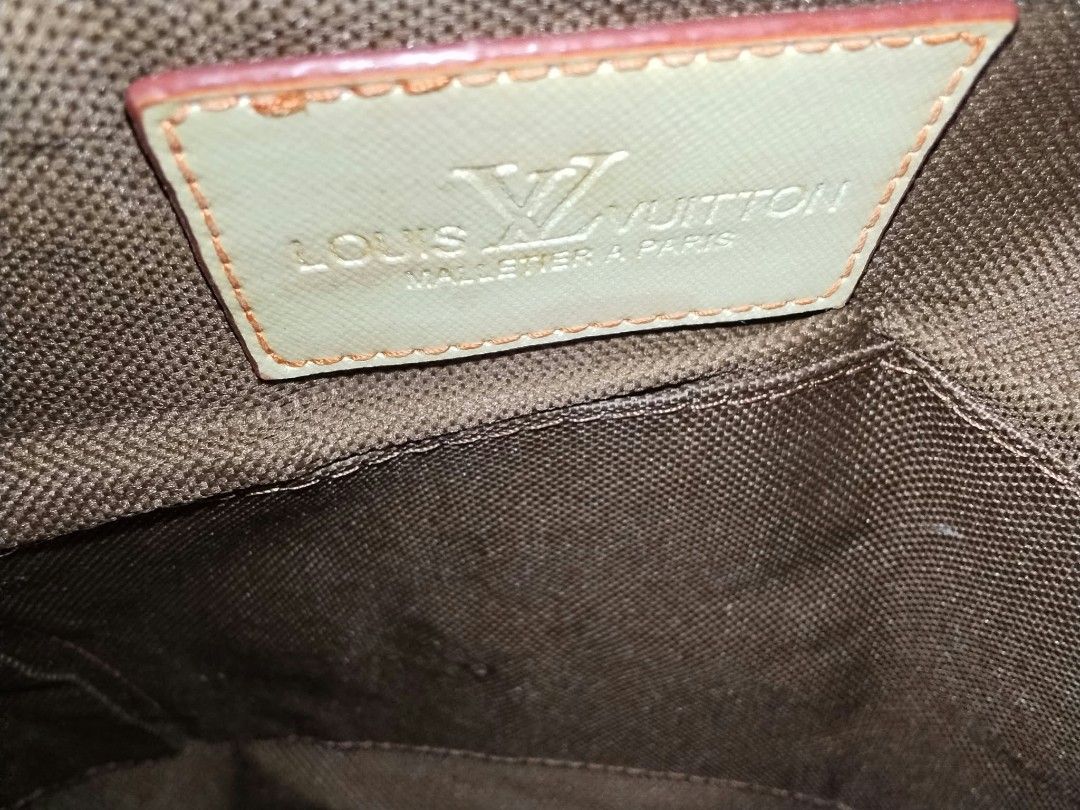 Handbag lv (Category: Tote Bags) located in Manila. Submitted by bagelyascollection (Listing ID 1468966727, Image 2). Description: Louis Vuitton handbag medium size vintage type na.