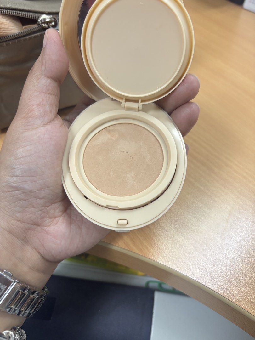 Happy Skin Foundation (Category: Makeup) located in Cabanatuan. Submitted by ligen_dl (Listing ID 1468932922, Image 2). Description: Rfs: not my shade.