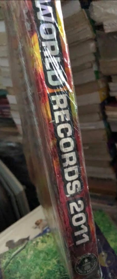 [HB] Guinness World Records 2011 (Category: Storybooks) located in San Juan City. Submitted by ttanmien (Listing ID 1469129006, Image 3). Description: ⚜️✨⚜️✨⚜️✨⚜️✨⚜️✨⚜️ 💁🏻‍♀️SELLING PRICE: ₱300 Original Price: Around ₱1,000 💁🏻‍♀️Book Genre: non Fiction, Children's non fiction, Reference, Trivia, Curiosities, Wonders, Juvenile 💁🏻‍♀️Book insight: an annual reference encyclopedia that documents the world's most impressive extremes, superlative