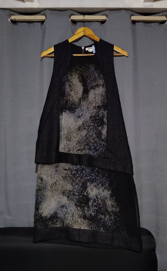 Helmut Lang Silk Dress (Category: Dresses) located in Taytay. Submitted by the_vtg_pop-up (Listing ID 1468971678, Image 1). Description: .