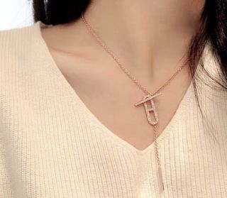 （分類：）位於 。 由 bellize.luxury 提交（商品編號 1469035033，圖片 1）。簡介： 。