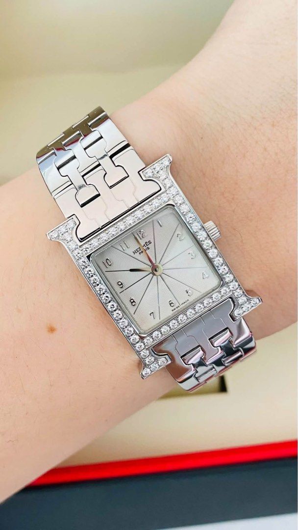 HERMES H Diamond Bezel Watch (Category: Women's Watches) located in Manila. Submitted by annafinds (Listing ID 1469052771, Image 2). Description: ₱98,000 Auth HERMES H Diamond Bezel Watch For Ladie’s -Hermes H -Diamond Bezel -Sapphire Glass -Swiss Made -Stainless Steel -Quartz Movement -Small to Medium Wrist Size -With Provided Box -In excellent Condition DM for Offers and other Inquiries💌 📌Disclaimer:📌 I Claim to be a Legit Watch Reseller. Al