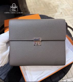 （分類：）位於 。 由 chingchingluxury 提交（商品編號 1469079245，圖片 1）。簡介： 。