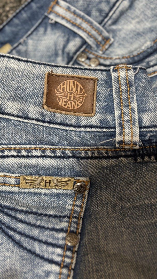 Hint Jeans Denim Shorts Size 7 (Category: Shorts) located in Santa Cruz. Submitted by homedecluttersale (Listing ID 1469147892, Image 3). Description: • Bought in Japan 🇯🇵 • Used once / Excellent condition • Fits medium to large • In excellent condition •Waistline : 30-31 length 10inches 🚚 Shipping via J&T only 📦 Shipping fee to be shouldered by buyer 💳 Mode of payment: GCash 📍 Santa Cruz, Laguna.