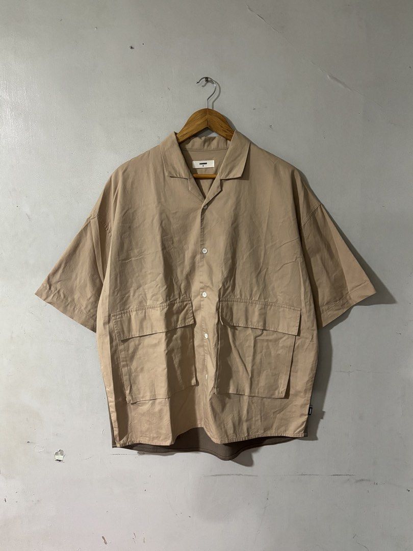 HISSO CREAM BUTTON DOWN POLO (Category: Tshirts & Polo Shirts ) located in Pasay City. Submitted by turthrift (Listing ID 1469047104, Image 1). Description: W24 L29 .