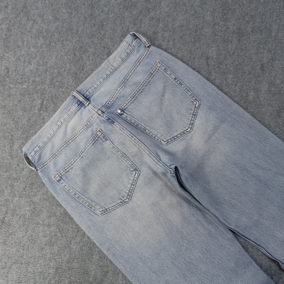 H&M - RELAXED DENIM PANTS💥 (Category: Jeans) located in Davao. Submitted by airdrop28 (Listing ID 1469113046, Image 2). Description: NEW ARRIVAL‼️ ‎ ‎📍H&M - RELAXED DENIM PANTS💥 ‎ ‎•Excellent condition ‎•Color rate: 9.5/10 ‎•Waist: 32 in ‎•Length: 40 in ‎•Size on tag: 33x30 ‎•No issue ‎•Shipping: J&T or Maxim ‎•Colour may vary due to lighting ‎ ‎•689 ‎ ‎📍Location: BUHANGIN DAVAO CITY ‎.