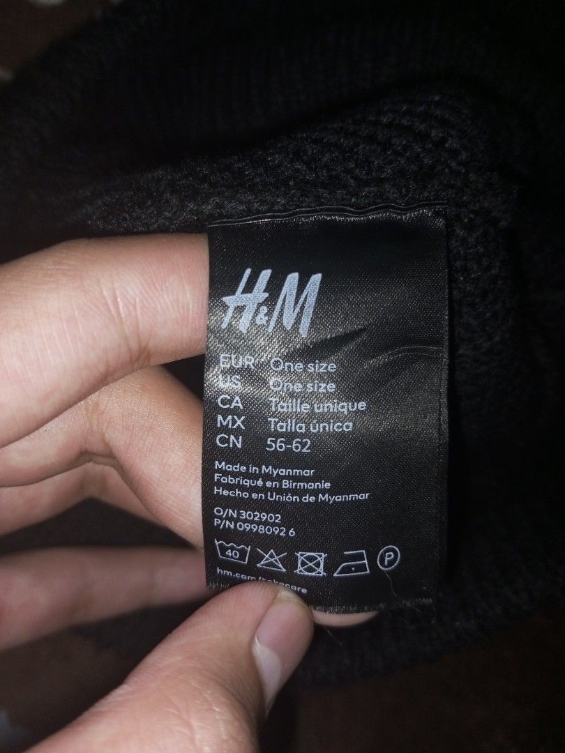H&m authentic beanie (Category: Beanies) located in Manila. Submitted by quickcrystal.12e054 (Listing ID 1469123036, Image 3). Description: authentic.