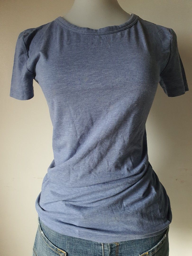 H&M Basics Blue T-shirt Size XS (Category: Shirts) located in Meycauayan. Submitted by shoptoown (Listing ID 1468936032, Image 1). Description: - Brand: H&M - Item: Basic Short Sleeve T-Shirt - Color: Blue - Size: US XS - Origin: Made in Bangladesh - Material: Soft ribbed fabric - Condition: Great casual staple piece for everyday wear - Measurements: Length and width details clearly shown in pictures.