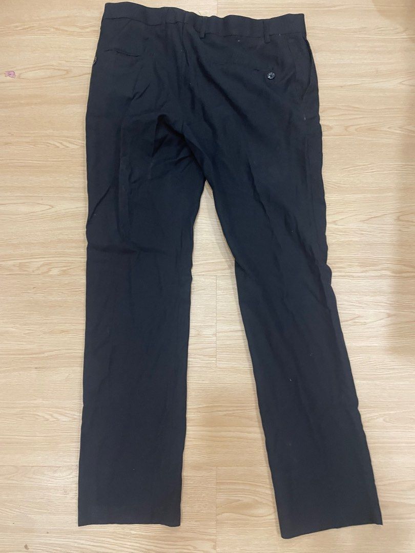 HnM pants (Category: Jeans) located in Manila. Submitted by bedlambuzz (Listing ID 1469104893, Image 3). Description: WYSIWYG ALL JEANS ARE USED BUT FULLY WEARABLE BUTTONS AND ZIPPERS INTACT MAY HAVE SLIGHT DISCOLORATION OR SMALL FLAWS.