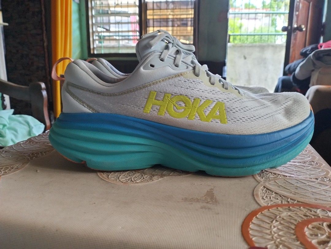 Hoka bondi 8 (Category: Sneakers) located in Tabaco. Submitted by thrift_trip_langgg (Listing ID 1468935461, Image 2). Description: Hoka bondi 8‼️ As new condition‼️ Size euro 43 1/2‼️ No issue‼️ 2500 shipped‼️ PM📩 .