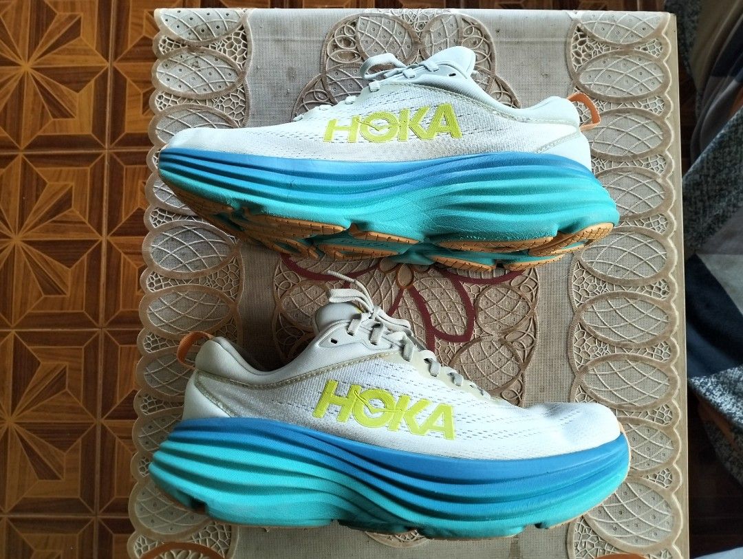 Hoka bondi 8 (Category: Sneakers) located in Tabaco. Submitted by thrift_trip_langgg (Listing ID 1468935461, Image 3). Description: Hoka bondi 8‼️ As new condition‼️ Size euro 43 1/2‼️ No issue‼️ 2500 shipped‼️ PM📩 .
