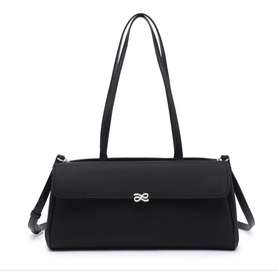 HOLB CAROLYN 35 (Category: Shoulder Bags) located in San Fernando. Submitted by lumiere.darlingclothing (Listing ID 1469075231, Image 1). Description: ORIGINAL HOUSE OF LITTLE BUNNY CAROLYN 35 CM WITH SLING FREE SHIPPING (CENTRAL LUZON AND MANILA ONLY).