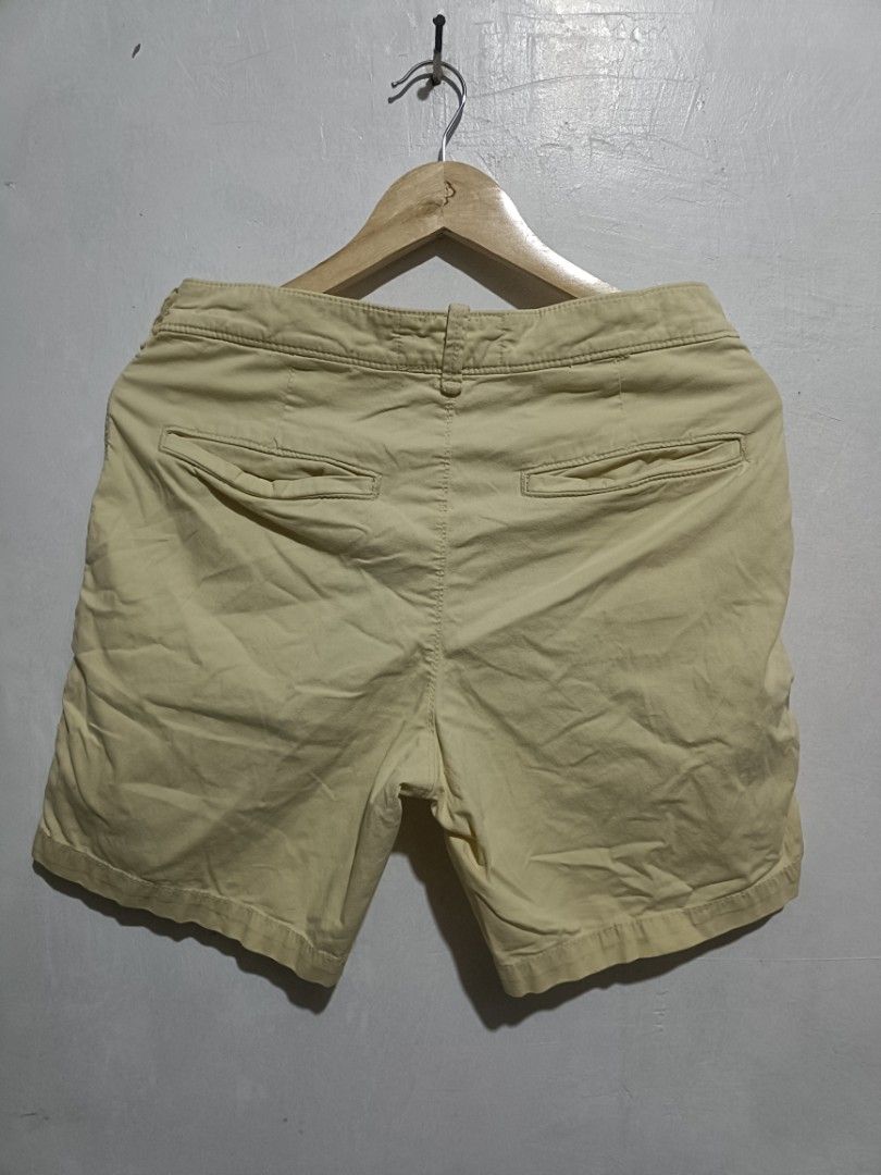Hollister Beach Prep Fit (Category: Swim Trunks & Board Shorts) located in Las Pinas. Submitted by bckhood_thrift_store (Listing ID 1469038862, Image 2). Description: Hollister Beach Prep Fit ✨ (AUTHENTIC) °Size 28 °Excellent Condition °9/10 Color Rate °No Issue ₱300 💵💵 DM ME 📩📩 Laspiñas/Greenhills Loc 📍.