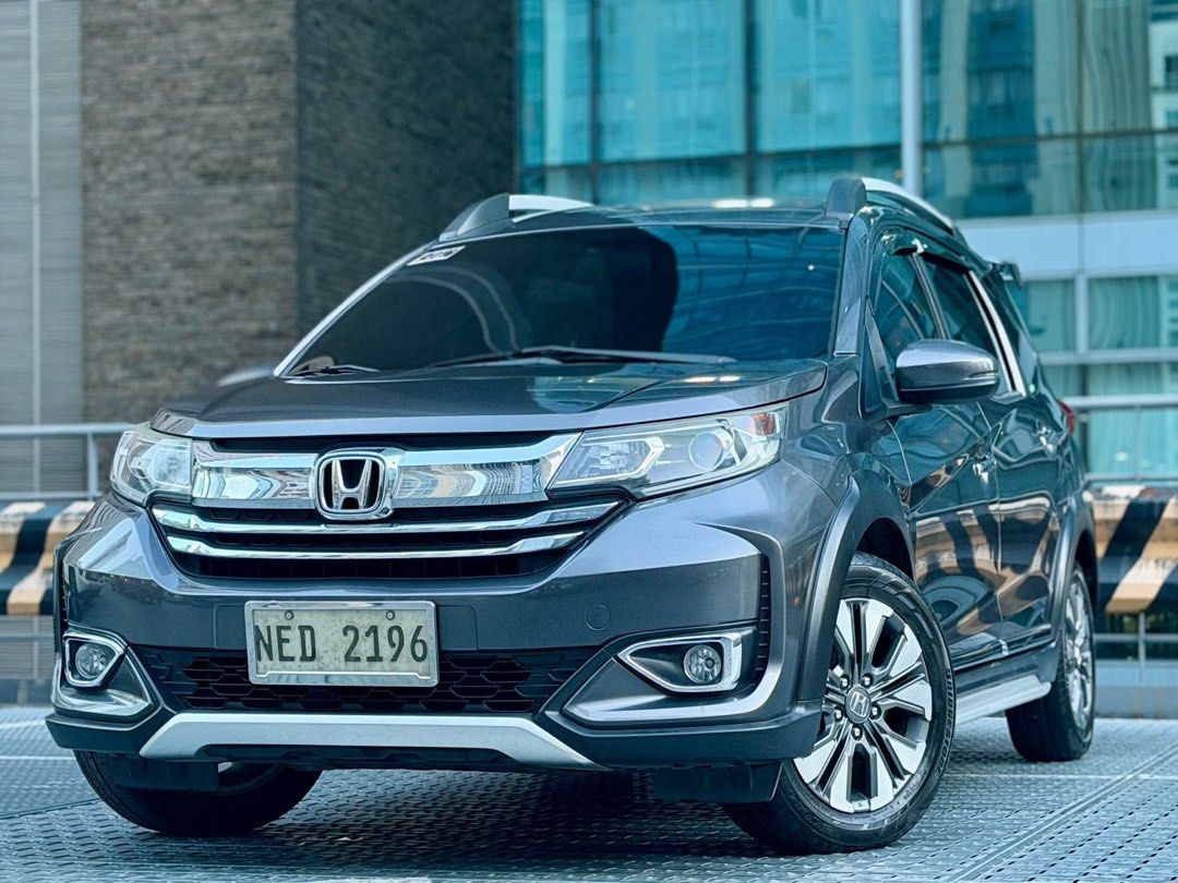 Honda BR-V (Category: Used Cars) located in Makati City. Submitted by maby_latido05 (Listing ID 1469050395, Image 2). Description: 2020 Honda BRV 1.5 V CVT Gas 98k ALL-IN CASH OUT 27k Odo Top of the line‼️🔥 4yrs - Php 21,850 3yrs - Php 26,350 2yrs - Php 36,469 Chattel and Insurance Included ✅FREE Transfer of Ownership ✅FREE Detailing Interior & Exterior ✅FREE Bank Processing ✅FREE OBD Car Scanning 1st Owner Casa Mantained 27k Odo Top of the line