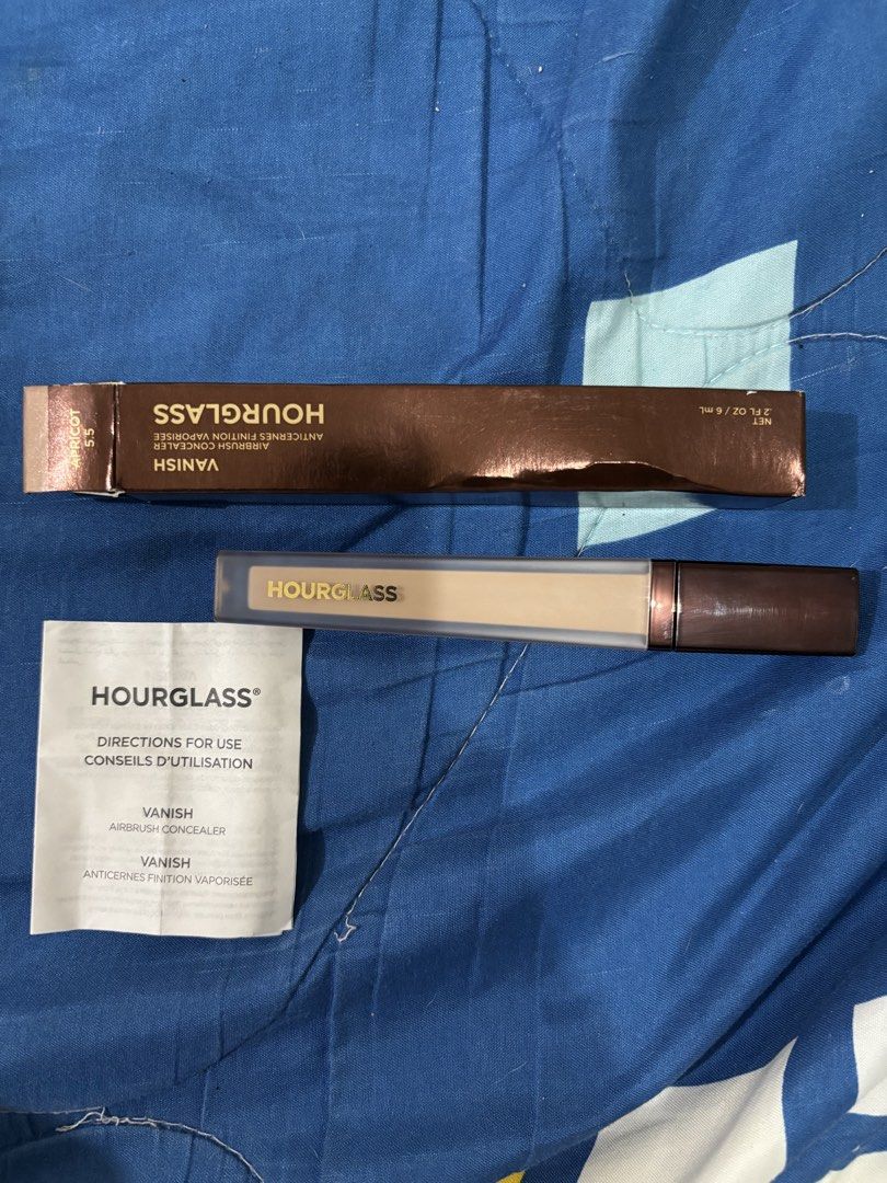 Hourglass Concealer (Shade Apricot) (Category: Makeup) located in Manila. Submitted by liveriver.46de9e (Listing ID 1468990840, Image 2). Description: I purchased the wrong shade, and it would be such a waste not to use it since it’s really expensive. We can meet up or arrange delivery..