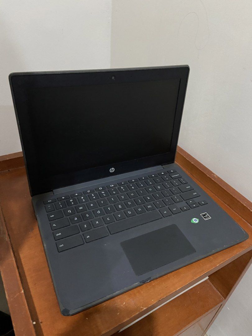 HP Chromebook 11A G8 EE (Category: Laptops & Notebooks) located in Manila. Submitted by mjay_ (Listing ID 1469138214, Image 2). Description: Working pa Issues: Cosmetic issues and may light spot sa screen (doesn’t affect the performance) .