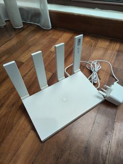 Huawei Wi-Fi Router with Power Adapter, Computers & Tech, Parts ...