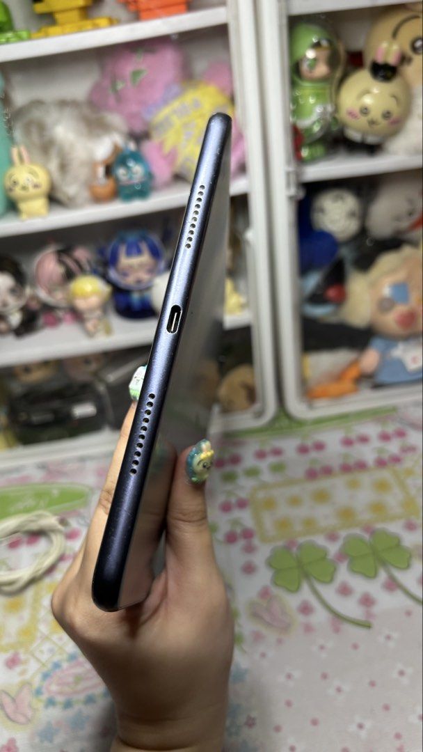 Huawei Matepad Pro 10.8 Inch. (Category: Android) located in Manila. Submitted by yume_artsss (Listing ID 1468984497, Image 3). Description: - Brand: Huawei - Model: MatePad Pro 10.8 Inch - Storage: 128GB - Color: Dark Grey / Midnight Blue - Includes original charger, cable and huawei magnetic pen - Smooth performance, ideal for productivity and entertainment - I can send more videos for more details, smoothness of the device and other features. 