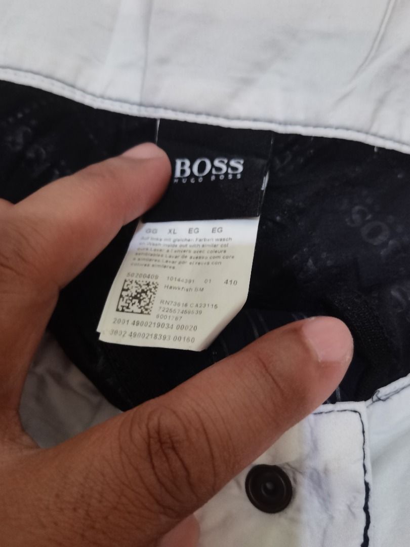 Hugo Boss (Category: Shorts) located in Camalig. Submitted by eldernace276984 (Listing ID 1469130111, Image 2). Description: Free Shipping.