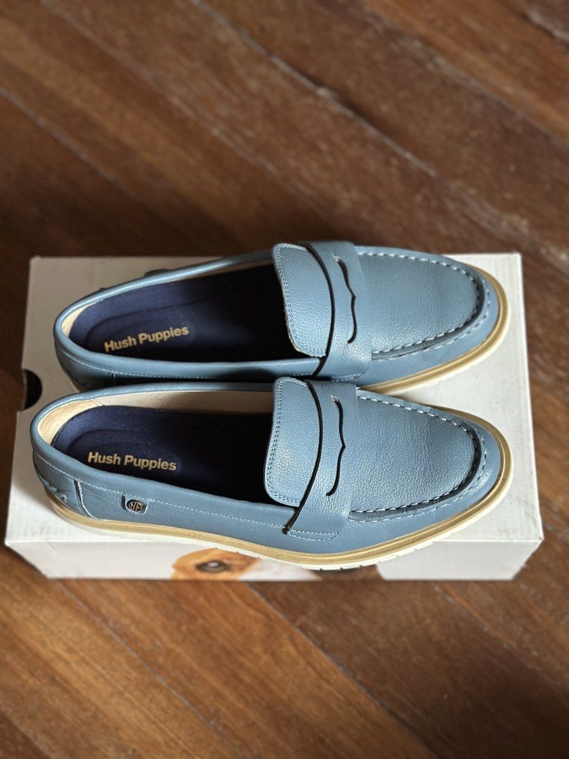 Hush Puppies Loafers (Category: Loafers) located in Makati City. Submitted by prelovednialice (Listing ID 1468967420, Image 2). Description: Hush Puppies - Margot Penny 📍size: US 8 | EURO 39 📍used twice for corporate events only.