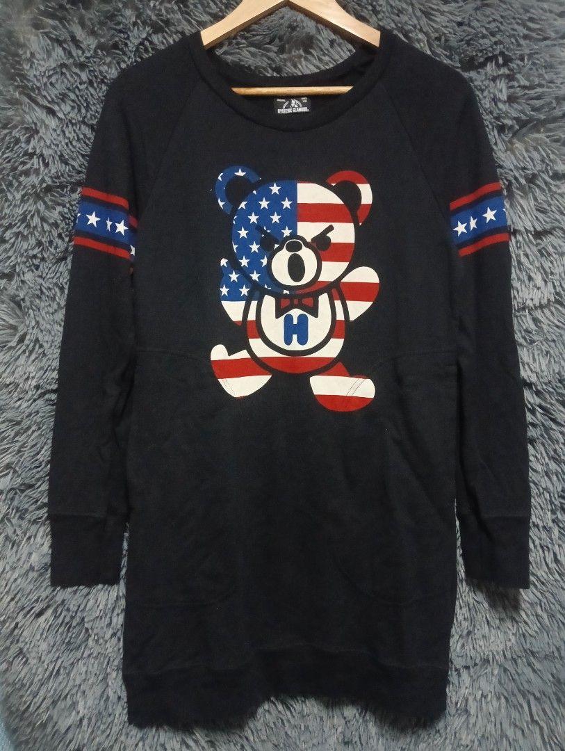 Hysteric Glamour Bear Sweatshirt Dress (Category: Dresses) located in Manila. Submitted by thrift_marvs (Listing ID 1469124607, Image 1). Description: Hysteric Glamour Bear Sweatshirt Dress Authentic Excellent Condition Free Size on Tag No Issue Dimension - 19 Width 34 Length Sleeve 28 980 plus shipping fee.