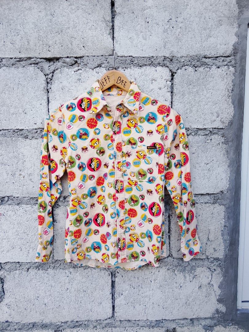 Hysteric printed longsleev button down (Category: Longsleeves) located in Bayombong. Submitted by jeffreybee (Listing ID 1469099159, Image 1). Description: presentable no issues 22 front length 24 back length 16.5 width.