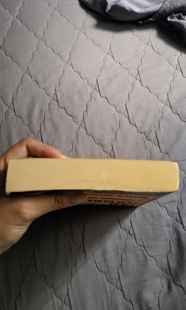 Ian Rankin Rebus is Back (Category: Storybooks) located in Calasiao. Submitted by tsokooomilk (Listing ID 1468965341, Image 3). Description: ★ Vv good condi. No creases sa spine and no broken spine :)) This is Large Trade Paperback. Loc: Pangasinan MoP: KashG MoD: TnJ.