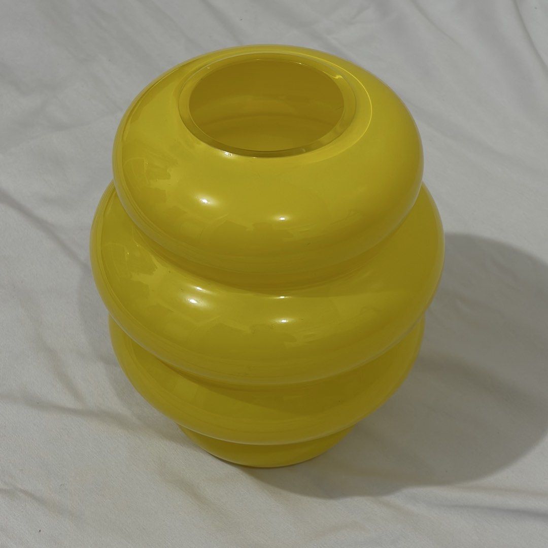 IKEA Källarhals Vase (Yellow) (Category: Vases & Decorative Bowls) located in Quezon City. Submitted by teragramzednetlig (Listing ID 1469130295, Image 1). Description: Perfect as a pop of color decoration/display or a vase for flowers. See the third picture for size comparison. MOP: BDO Bank Transfer MOD: Shipping will be handled by the buyer; I prefer SDD. For any questions regarding the item or shipping, send me a message. .