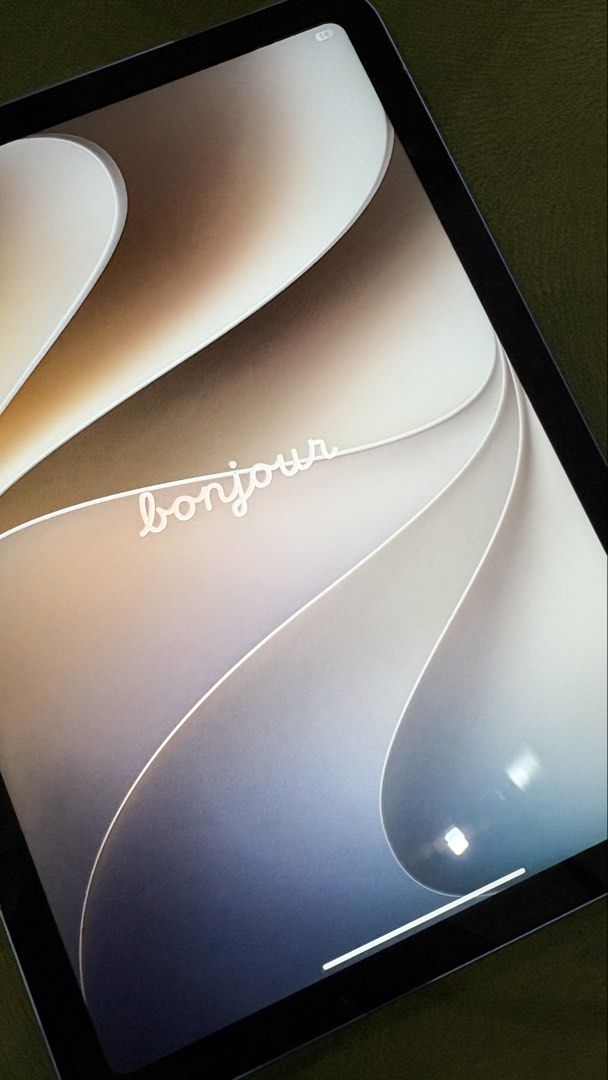 iPad 11th Gen Blue (A16 Bionic Chip) (Category: iPad) located in Marikina City. Submitted by plutokki (Listing ID 1469041340, Image 3). Description: iPad 11th Generation 11-inch 127GB 100% Battery Life (brand new) 7 cycle count w/charger.