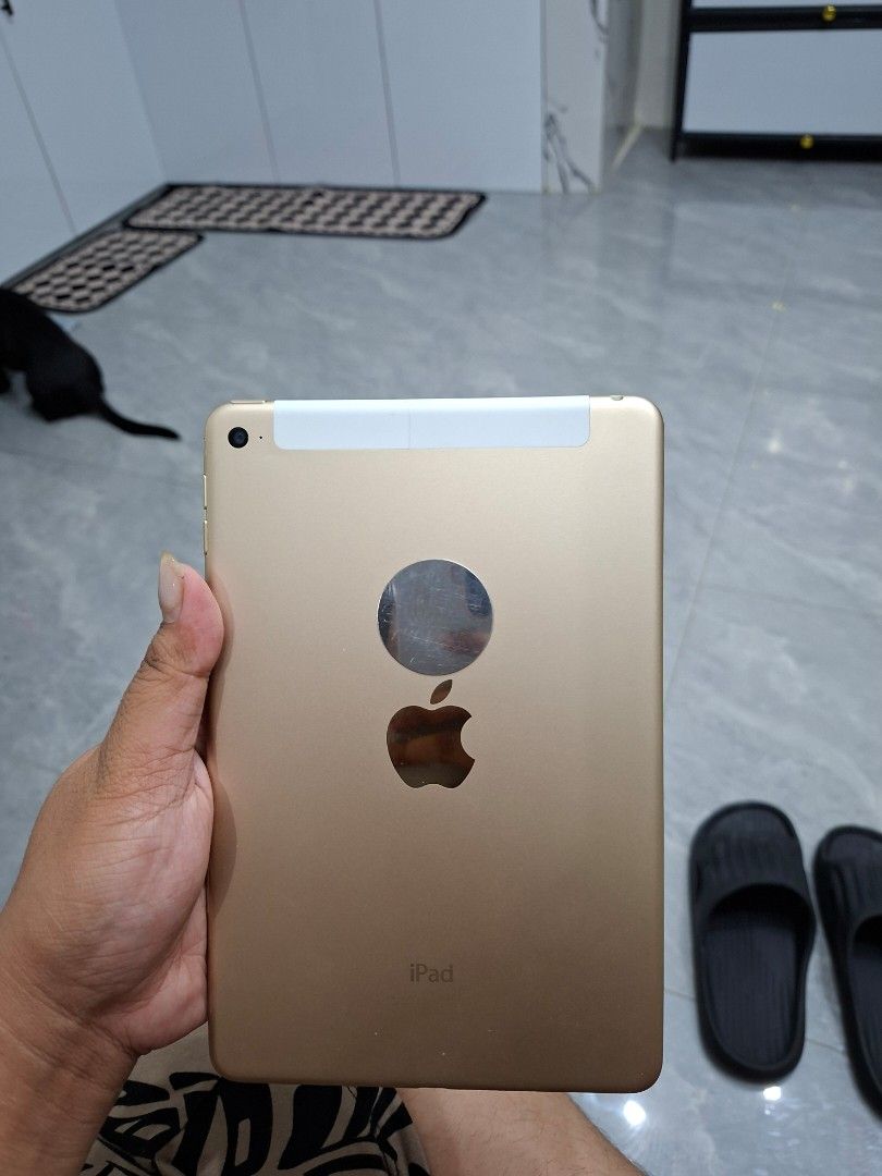 Ipad Mini 4 (Category: iPad) located in Manila. Submitted by erzajoimac67853 (Listing ID 1469132136, Image 2). Description: Ipad Mini 4 128 GB WiFi and Sim slot 15.8.8 .