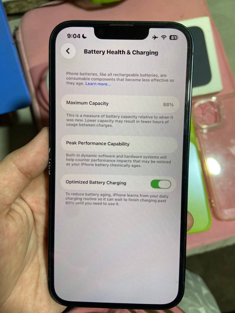 IPHONE 13 128gb (Category: iPhone 13 Series) located in Cauayan City . Submitted by madam.ainvstrs (Listing ID 1469098051, Image 3). Description: IPHONE 13 128GB 88% Batt health Issue: minimal dents sa side, hindi halata pag may phone case Rfs: need money so bad. Inclusion: Box Charger.