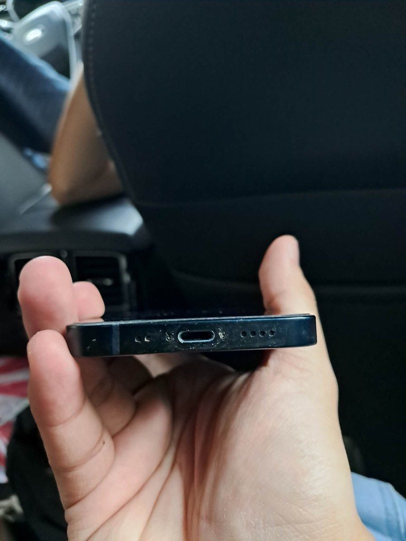 iPhone 13 mini (Category: iPhone 13 Series) located in Caloocan City. Submitted by erwinpaoo (Listing ID 1469081066, Image 2). Description: -FU/Openline -128 gb -no issue -no repair history -battery life 68% -with case and magsafe charger(type-c) -can be checked and test upon meet up location fairview qc comminwealth rfs: upgrade/declutter.