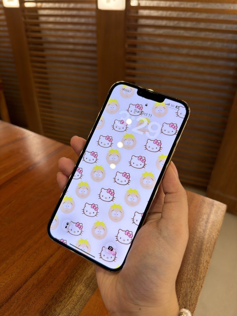 iPhone 13 Pro Max 256gb Gold, with 30+ cases (Category: iPhone 13 Series) located in Quezon City. Submitted by kawaiikookies.ph (Listing ID 1469058398, Image 1). Description: 79% battery health .