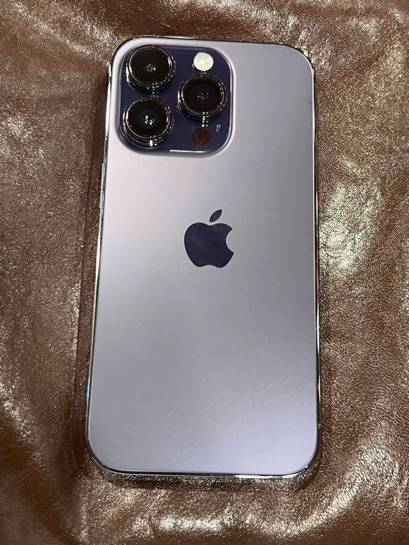 iPhone 14 Pro 256gb (Category: iPhone 14 Series) located in Quezon City. Submitted by cmh0122 (Listing ID 1469005857, Image 1). Description: • 256gb • 84% Battery Health • No SIM Restriction • No history of repair • No issue • Purchased in the Philippines • Cord • Case • Will try to look if naitago pa ang box. .