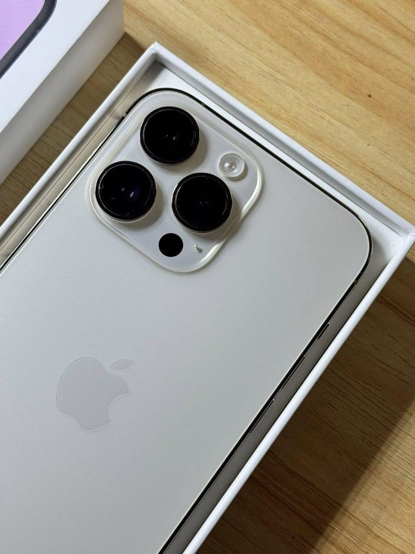iphone 14 pro max 128gb (Category: iPhone 14 Series) located in Binan City. Submitted by calmtree.1d7f31 (Listing ID 1468995720, Image 2). Description: FOR SALE ONLY !! Iphone 14 pro max 128GB Factory unlocked gold 76% BH (super kunat) No repair of history No sim restrictions Working face id Working true tone Gana lahat ng buttons Sobrang linaw both cam Unli reset no issue, makinis, no dents or scratches inclusions orig box, rep cord and phone ca