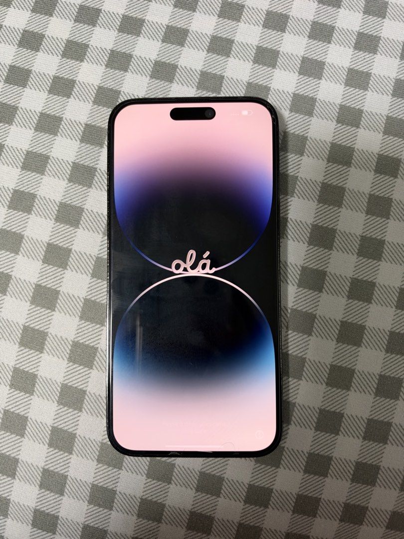 iPhone 14 Pro max 256gb Black (Category: iPhone 14 Series) located in Santo Tomas. Submitted by kayedee_17 (Listing ID 1469101491, Image 2). Description: iPhone 14 Pro Max 256gb HK Variant, Space Black 85% Batt Health Openline *with Paint Chipp sa edges ng phone but doesn't affect performance (see pics) can be covered naman thru cases No Issues No history of repair Complete with orig charger and box Can do meet-ups around SF, Pampanga only rfs: c