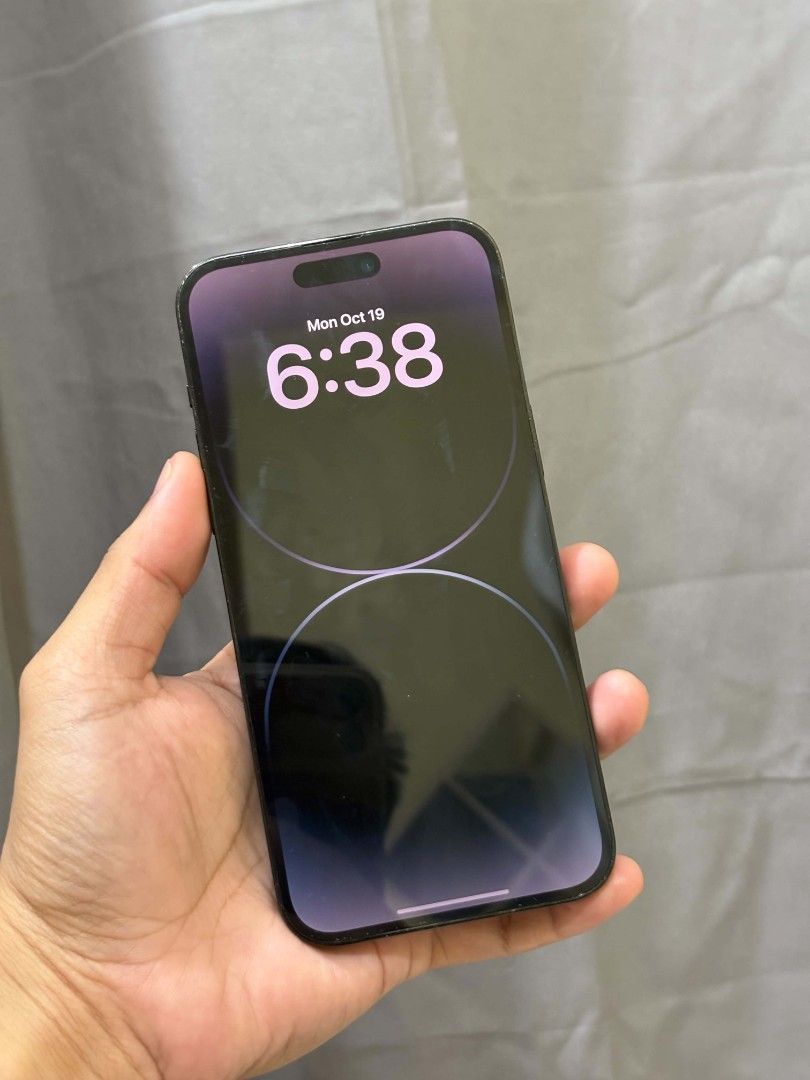 iPhone 14 Promax 256GB (Category: iPhone 14 Series) located in Valenzuela. Submitted by bagtrendsph (Listing ID 1469159896, Image 1). Description: 📱 FOR SALE: iPhone 14 Pro Max 256GB 💰 ₱28,500 negotiable • Battery Health: 76% • Openline • Minimal dents • No history of repair • Free UGREEN charger & phone case 🎁 📌 RFS: Upgrade 📩 PM for inquiries. Thank you!.