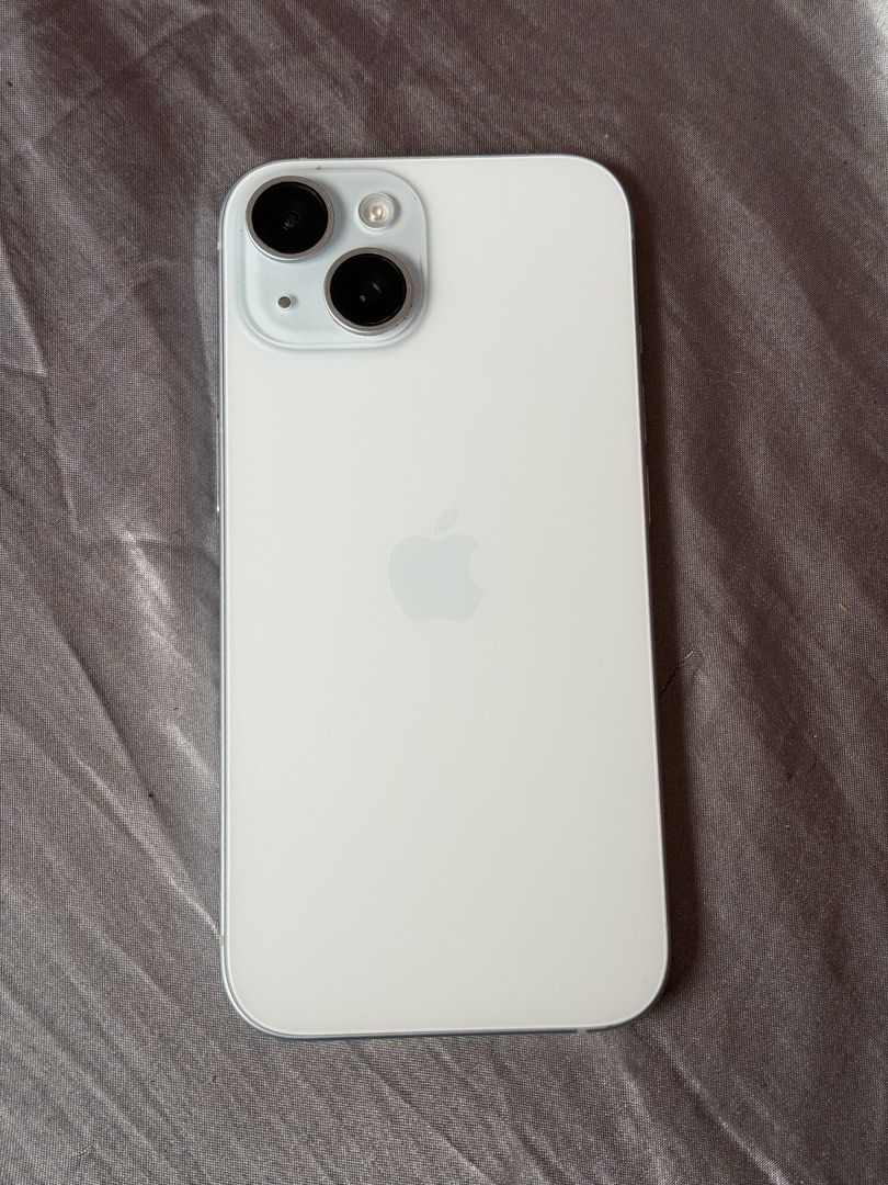 iphone 15 128gb (Category: iPhone 15 Series) located in Manila. Submitted by rosedel1111666 (Listing ID 1469101164, Image 2). Description: For Sale: iPhone 15 – 128GB (Blue) 🌊 * Storage: 128GB * Color: Blue * Condition: Face ID & cameras working perfectly | All original parts, no history of repair. * Battery Health: 77% * 28,000 negotiable LOCATION - BAESA QUEZON CITY.