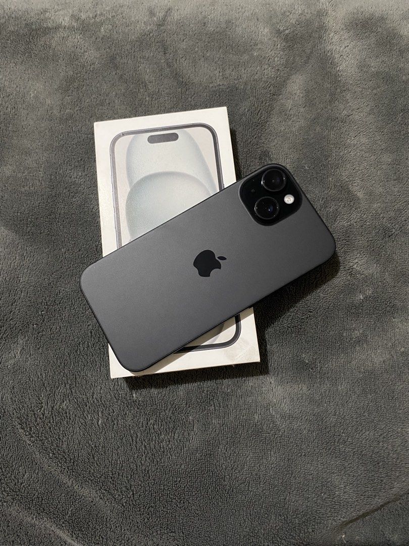 IPHONE 15 128GB (Category: Others) located in Manila. Submitted by shnna25 (Listing ID 1469101804, Image 2). Description: iPhone 15 Black 128GB (Openline) • 99% Battery Health (Original Battery) • 62 Cycle Count Only • No Dents / No Scratches / No Repair History / Not Refurbished • Original Box & Cable With Free Case and Tempred Price: ₱25K Negotiable)”*.