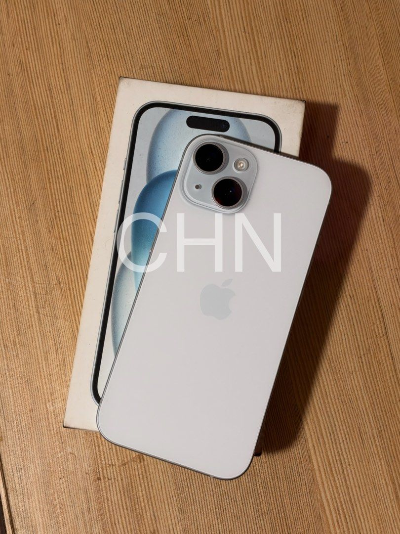 Iphone 15 256gb (Category: iPhone 15 Series) located in Manila. Submitted by chnthingz (Listing ID 1469036139, Image 1). Description: ✅ No issues, all buttons working ✅ With original box and cord ✅ NTC ✅ Openline Meet-up only; SM North Edsa, Trinoma.