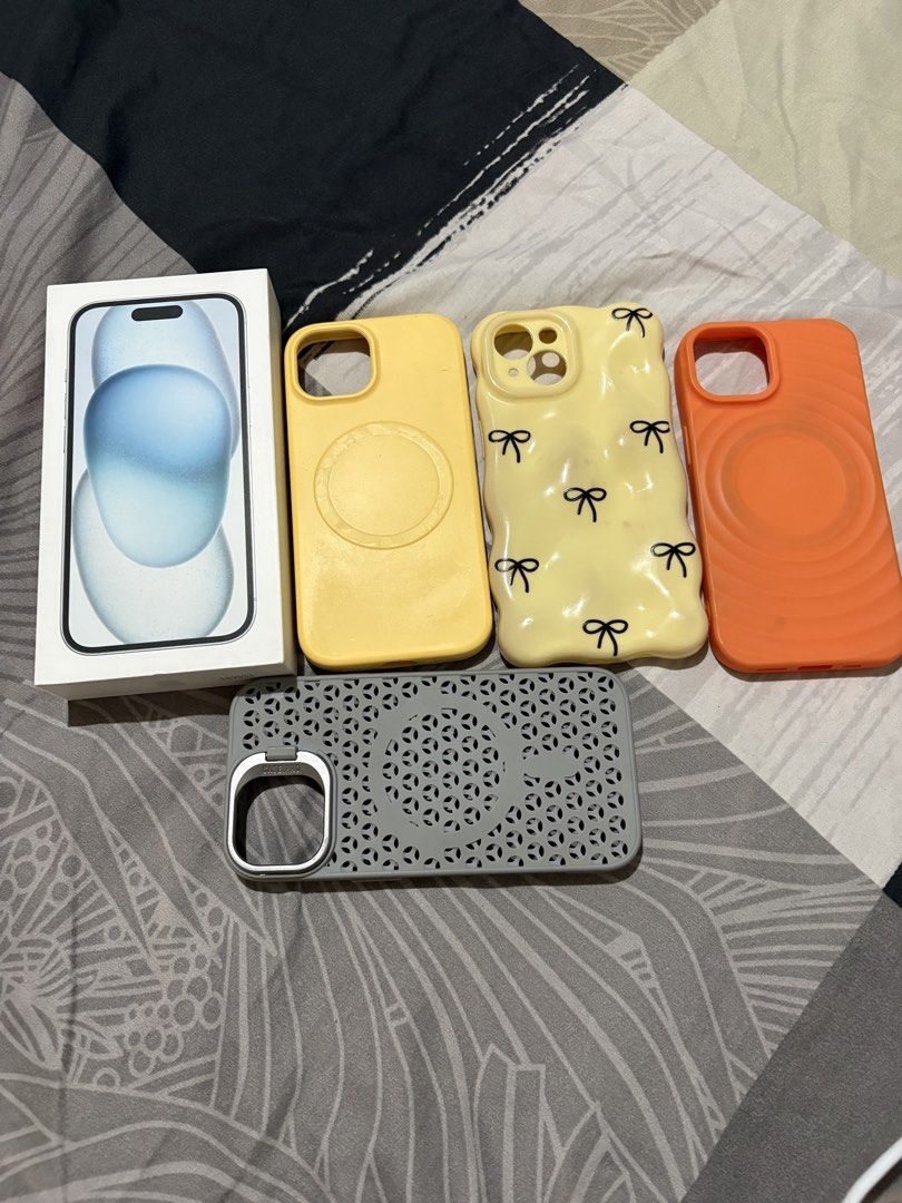 Iphone 15 and 16 cases (Category: Cases & Sleeves) located in Manila. Submitted by raremoon_553a46 (Listing ID 1469128409, Image 1). Description: Yung iba di nagamit .