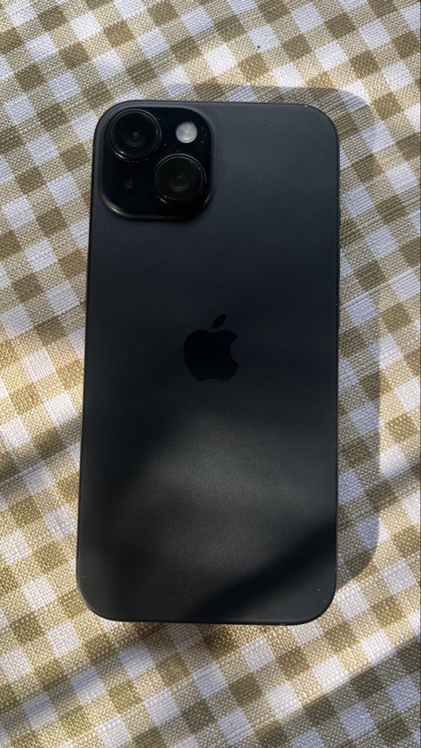 Iphone 15 Globe locked (Category: iPhone 15 Series) located in Quezon City. Submitted by hexnmsh (Listing ID 1469000852, Image 1). Description: Selling my iphone 15 under warranty 2027 battery health 99% Rfs: 2nd handset, naka-stock lang .