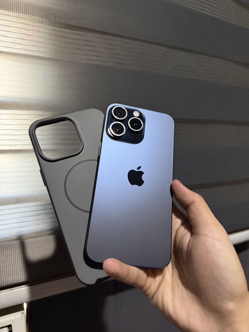 iPhone 15 Pro Max 86%BH 256GB (Category: iPhone 15 Series) located in San Mateo. Submitted by pareng_cj01 (Listing ID 1469003681, Image 2). Description: iPhone 15 Pro Max Titanium Blue ₱38,500 (FIX) Pass sa buy and sell Not rush okay lang kahit hindi mabenta Sobrang ayos ng unit 256GB 86% Battery Health 700+ Cycle Counts only Factory Unlocked No history of repair All original parts Never been opened No issue No hidden issue No honest issue Unli c