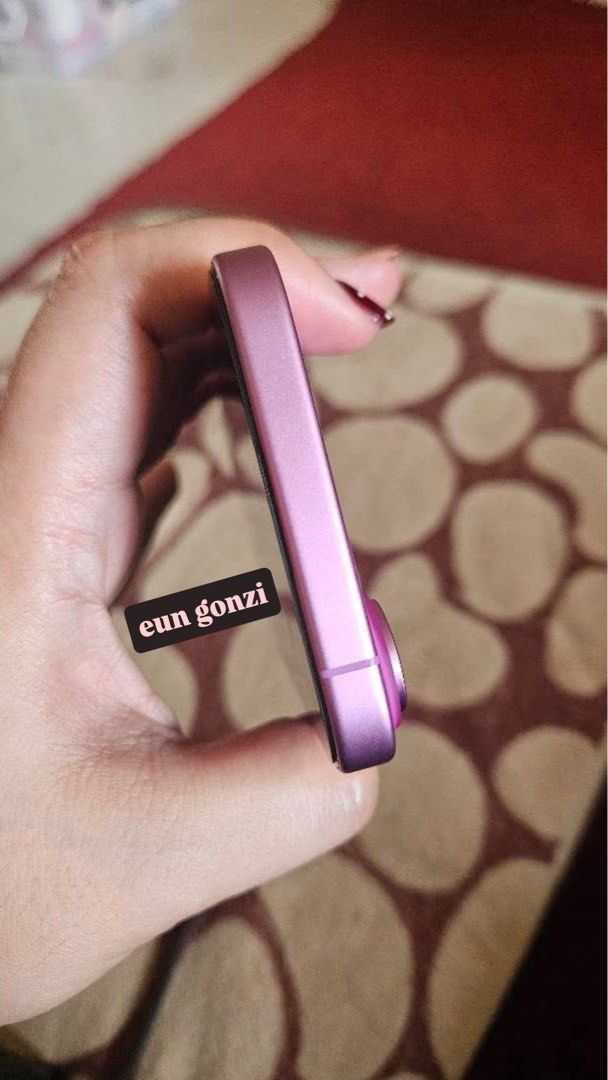 iPhone 16 (Pink) 🎀 (Category: Cases & Sleeves) located in Muntinlupa City. Submitted by euni.verse (Listing ID 1468981977, Image 3). Description: FOR SALE!! IPhone 16 (Pink) 128GB, lady-owned Owned for 18 months 90% Battery Health No issues with the phone’s performance but has minimal paint chips lang. Reason for selling: Need funds. 🫠 Can offer discount for sure buyer. Kindly send a direct message for more photos. Can do meet-ups around One Ay