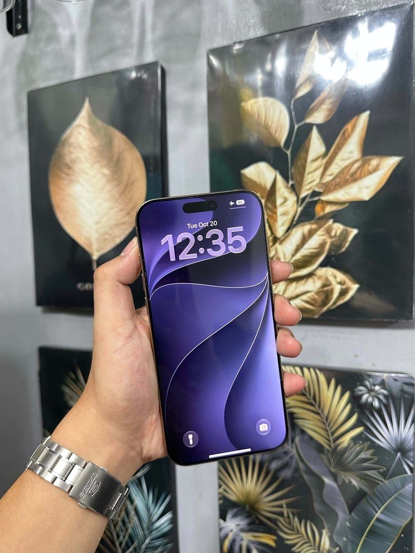 iPhone 16 Pro Max 256GB (Category: iPhone 16 Series) located in Manila. Submitted by _tinnn (Listing ID 1469120803, Image 3). Description: For Sale 44k or Swap iPhone 16 Pro Max ( Dessert Titanium ) 256GB, Any Sim. PH Variant & NTC Approved 92BH ( 695CC ), IOS 27.0.1 No Issue, Brandnew Condition With Original Box & UAG Magnetic Clear Case.