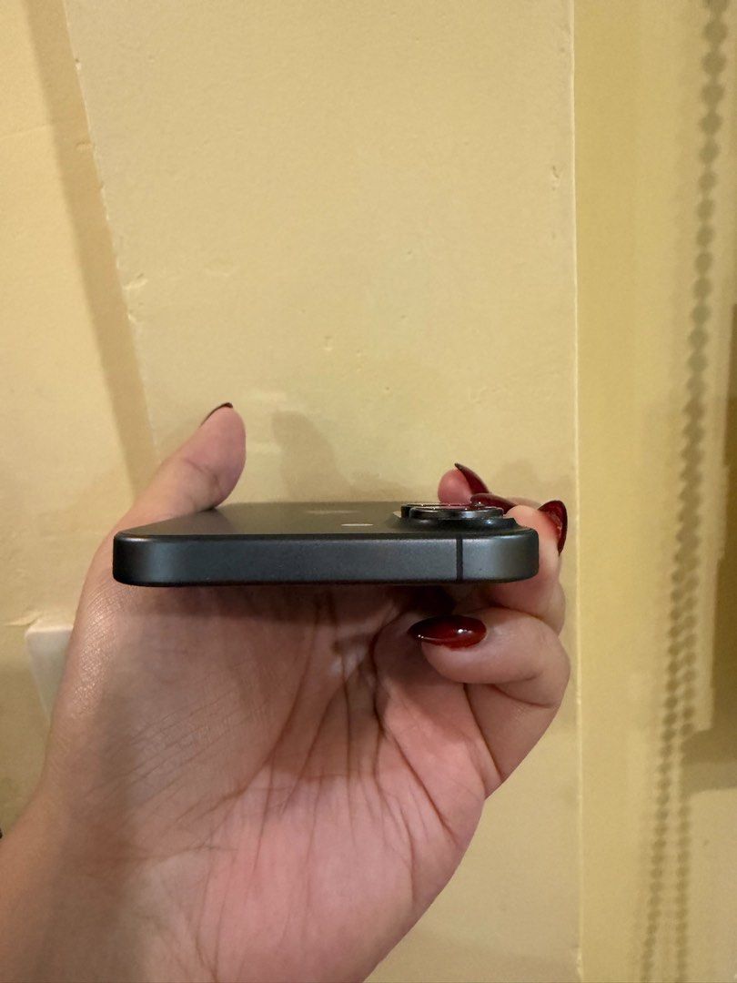 iPhone 17 256gb (Category: iPhone 17 Series) located in Manila. Submitted by zenbacs51143 (Listing ID 1468962874, Image 2). Description: iPhone 17 256gb Color Black Legit/Authentic Apple product Used for a year only No issues No repair history Limited Warranty expired October 2026 No Dents No Scratches 256 GB Open Line (any sim) 93% Battery Health Inclusions: Original box Original Cord Added used Iphone Case Reason for selling: Upgrade Pm is the 