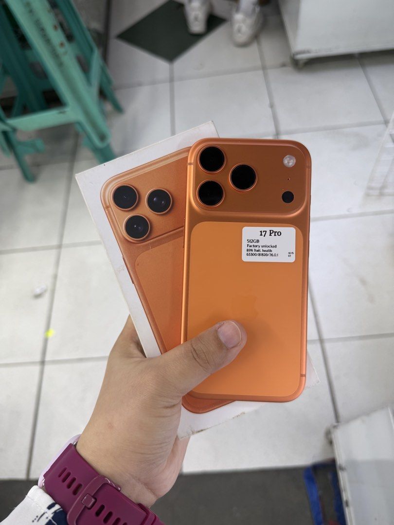 Iphone 17 Pro 512gb FU 89% BH NTC No issue (Category: iPhone 17 Series) located in San Juan City. Submitted by javedsgadgetshop (Listing ID 1468974395, Image 1). Description: INSTALLMENT OPTIONS : SPAY LATER / GGIVES / CREDIT CARD / SKYRO / HOMECREDIT (BRANDNEW) WE BUY AND SELL SO PWEDE MAGBINTA OR SWAP ! Quick Specs : 💵 Iphone 17pro •512gb •NTC Variant •89% batt health •Factory Unlock •98% Smoothness •No hidden issue | No Repaired •100% Authent