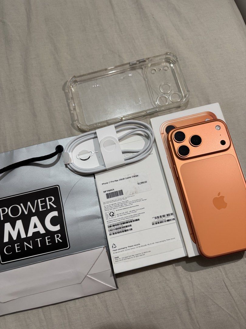 iPhone 17 PRO MAX (Category: iPhone 17 Series) located in Dasmarinas. Submitted by jcmakino14 (Listing ID 1468995763, Image 1). Description: iPhone 17 PRO MAX (FIX PRICE!!!) 256GB, any sim pwede Complete box and original cable powermac purchased 97% battery health Warranty til Nov 22, 2026 mirnor paint chips due to hard case with free case or pwede rin swap sa motor add ako cash.