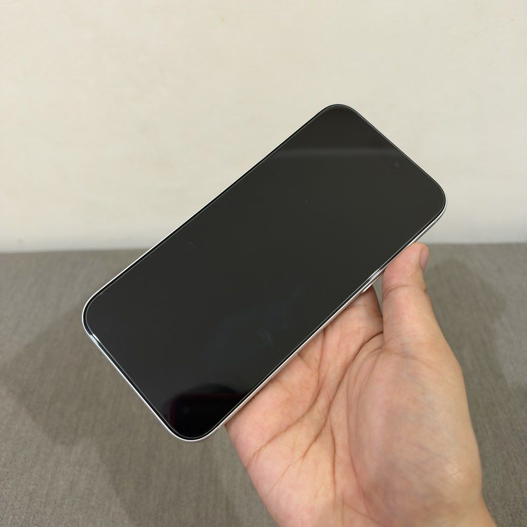 iPhone 17 Pro Max 256GB Silver (Category: iPhone 17 Series) located in Mandaluyong City. Submitted by gemmiebears (Listing ID 1469027636, Image 2). Description: For Sale iPhone 17 Pro Max 256GB ‘Silver Condition: 9.5/10 ₱64,999 - Factory Unlocked - IOS 26.0 - 95% Battery Health Inclusions: - Original Box - Original Lightning Cable - Sim Injector - Receipt, Bought from Digital Walker Location: Mandaluyong City.