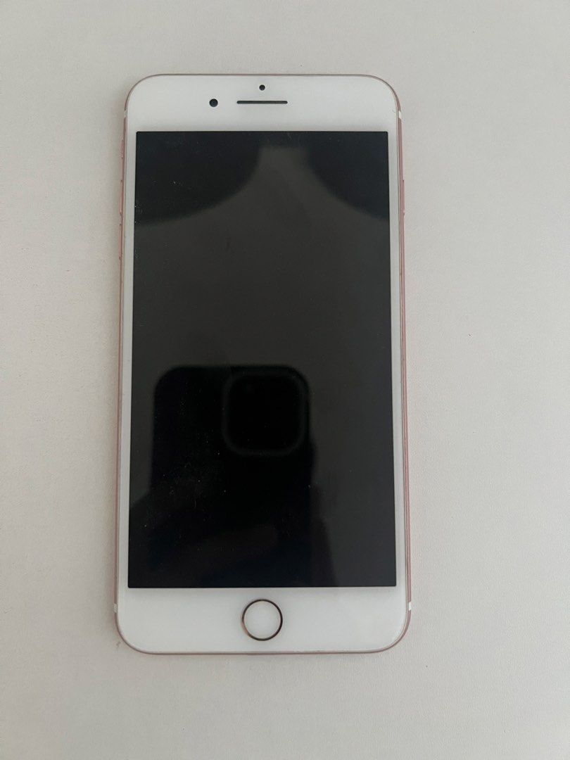 iPhone 7 plus 32GB (Category: iPhone 7 Series) located in Calamba. Submitted by gp_auto (Listing ID 1469094981, Image 1). Description: iPhone 7 plus 📌100% BH (replaced battery) 📌32GB 📌Light scratches No box, no charger, no earphones.
